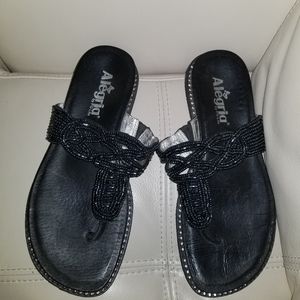 Algeria Tan 101 Beaded Black Leather Thong sandals